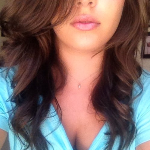 19. College girl. 3 jobs. Chevy. Alcohol. Tattoos. Getting fit! AVI=me. Twitsis: @bluntbrunetteb