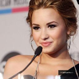 I GAVE YOU A FREE FOLLOW, PLEASE FOLLOW @precioudems @precioudems SHE'S @fabulovatics NEW ACC