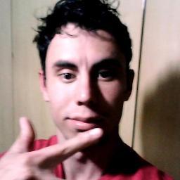 Eu ? sou apenas aquele que sabe muito bem onde quer chegar, sério sempre, mas quando é pra zuar hahaha ai F...   muita zueira  !!!!