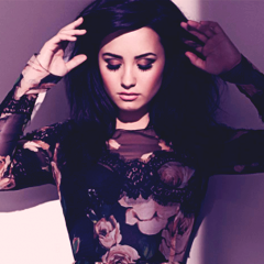 Demi Lovato Italian Fake c:
Seguimi e ti regalo un po' d'ovatta! ♥