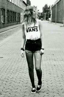 BIENVENIDAS/OS AL MUNDO әnƃoʌ suɐp! Aquí toda la moda del hoy podeis preguntar cualquier cosa! SEGUIRME
