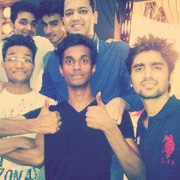 Hinnu10's profile picture. L♥V U @shraey01 @KartikMj5 @MJ5Rohit Vishnu n Himanshu