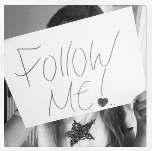 Hey guys this is @realcodey follow me hand ill follow you back x