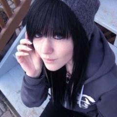 Jessic_kate's profile picture. ➦  Pessoas perfeitas não mentem, não brigam, não erram e, principalmente, não existem.