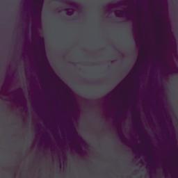 Pensamento me leva onde a bebida não leva, onde a brisa eleva, onde a gente sossega, onde o amor não me cega... Eu só não posso me deixar levar...