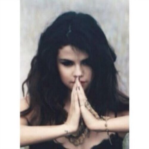 little monsters can see the stars dance