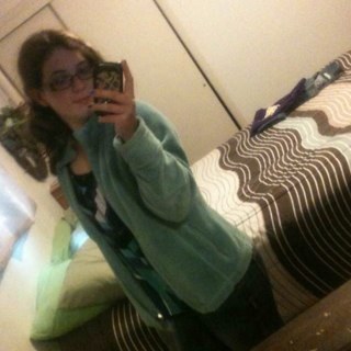 Dont love with ur eyes Love with ur heart Ur heart will guide u down the right path ❤ my name is kaitlyn and i love jesus, family amd of course one direction
