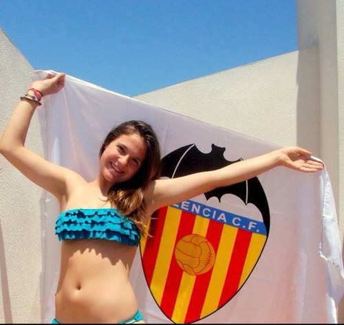 Especialment especial , futbol a la sang i sobre tot Valenciana sense remeill. Valencia c.f. mes que un sentimemt! Sense tú jo no puc 20/07/12 te vuic!!