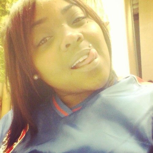 Flexin & Finessin MzFucking Suzy too you bitches all i do is Smoke Earth ;*