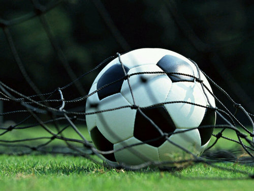 Kami disini membahas Sepak Bola Senin sampai Minggu!
