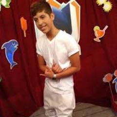 Hola :) me llamó andrea lorca vidal tengo 14 años me gusta escuchar música:) amo a matt hunter :) matt es mi todo si a matt le pasa algo yo me muero:) esu chao
