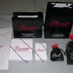 Sacolas personalizadas de papel, de plástico, de tnt, algodão 
Whats 11 98484-8368 
fixo(11)3804-7507 sammundial@hotmail.com