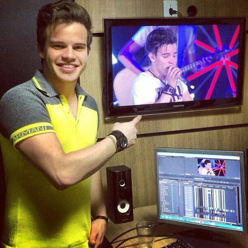 s2 @mfernandes0