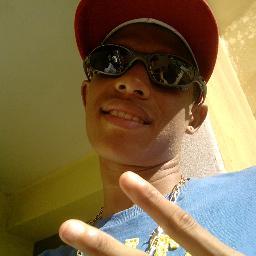@ousadiaa12 : Não Sou Dono Do Mundo,Mais Sou Filho Do Dono ! 17 Anos : Amoo Futebol ;)