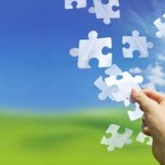 i'm an expert internt marketer,i'm twitting about all the technics and tools on how to make money from internet