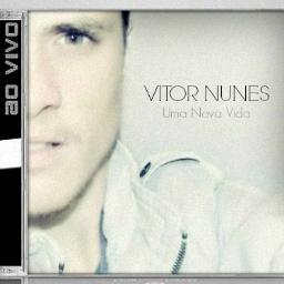 ..alguém que vive pra cantar, o resto são detalhes!