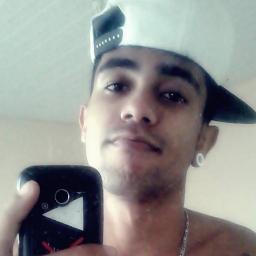 Moreno.19 Anos De idade.Leonino.Super da PAZ.Vivo Minha e Sempre Procuro o Melhor !