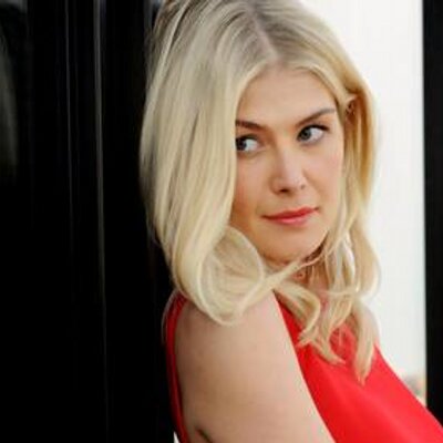 Rosamund Pike on Twitter: "Simon Pegg shared a picture on ...