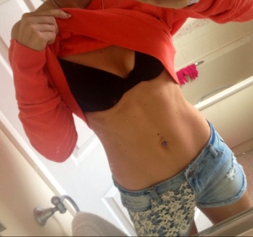 Female. Twenties. 5ft 6. HW 153. LW 131 CW 138. Fitness addict.