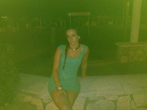 GloriaIznajar's profile picture. 