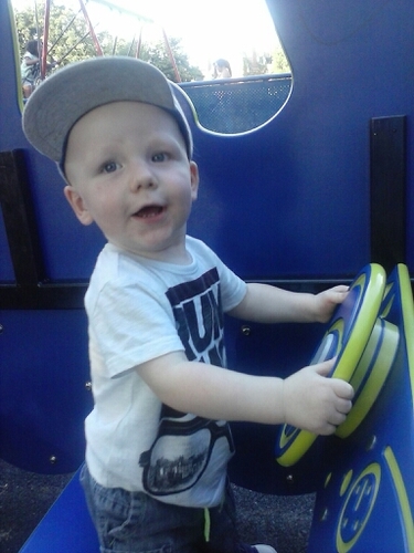 1bricox's profile picture. 