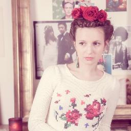 créatrice de la marque Ladylou - bureau de style- La Boutique Etoilée, multi createurs, 16 rue Durantin Paris 18