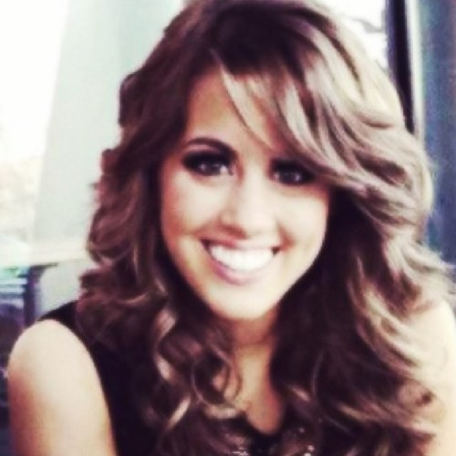 One day a girl named Angie Miller had a dream..and now she is living that dream. Main account: @TeamAubrelle