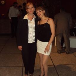 TODO EN ESTA VIDA HAY Q VIVIRLO APLENO POR Q DESPUS TE KERES MATAR JAJA KIARA TE AMO MUCHO
MAMA'