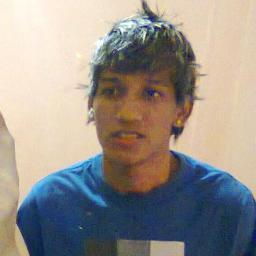 Com a cabeça erguida e mantendo a fé em Deus
O seu dia mais feliz vai ser o mesmo que o meu.