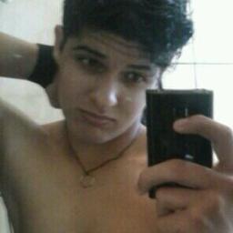 Humildade não é se declarar pequeno. Humildade é reconhecer suas forças e suas fraquesas e perante isso buscar o seu melhor. '@SuaAlgodaoDoce_ ♥'