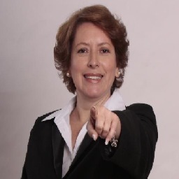 Licenciada en educación e integrante de la LXI Legislatura, me gusta la política que hace de nuestras vidas y de nuestro país un lugar mejor.
