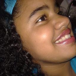 hola soy karla tengo 13 megusta jean carlos canela, rob , robert pattinson :p