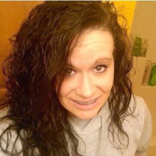 Xbox gamertag: x I am Destiny
 Phone Number: (949)-877-1468 
 Kik: DestinyLee54698
 Instagram: destinylee54698