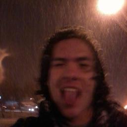 Jota_Sierpe's profile picture. Sonríe hoy, puede ser que mañana te falte un diente. ;)