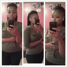 Senior
✌
C/O 2014

Those who matter don't mind , & those who mind don't matter. 
                -Marilyn Monroe