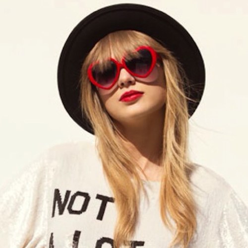 Taylor rp~ DM me~ Dreaming instead of sleeping~ Hipster