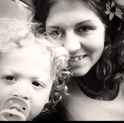 EllabellG's profile picture. 