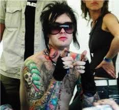 Aug. 27 waiting to get ;-; (esperando dia 27 de Agosto chegar)          Dona: @ficti0n_
