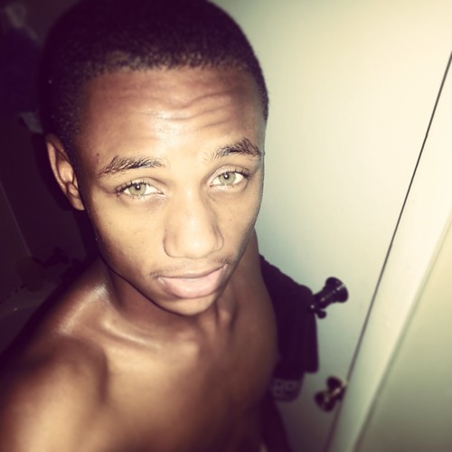 team follow back