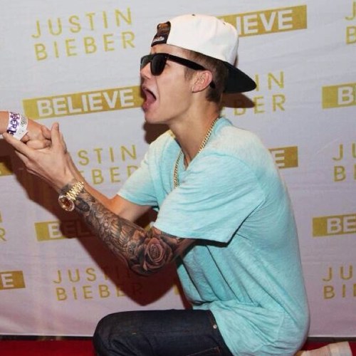 You know that guy named Justin Bieber? Yeah well he's my everything!! Haters are irrelevant!