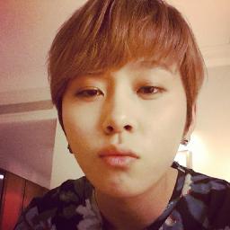 ||ไบโอไม่มีไรมากมายครับ|| .. แวะมาคุยกันสิ~ ระวังจะตกหลุมรักโดยไม่รู้ตัว ;) #BABYKISSFAM `กำเนิดยงห้อย 16/09/2012`