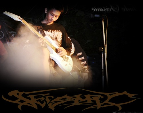 ♥ DS|| Guitar(rythemb) @NECROPHOBIC ||                                                                      and Bassist @JAPZ rapcore ||  24-07-96//