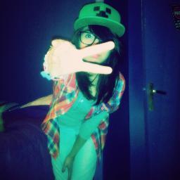 Belieber, gamer, Mammuter y marvada *-* Fb: https://t.co/oy4JoFjdU0  I LOVE YOU MAHE AND RUBIUS*W* OS QUIERO UN MONTON:P