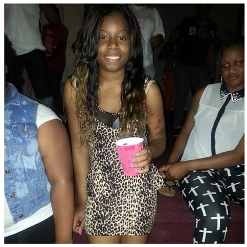 TeamDgaf:) #TeamSingle #TeamFollowBack team liight skiined ,team swagg , '-team eff that iish you talking , '-team follow mhee && i'll follow back (: