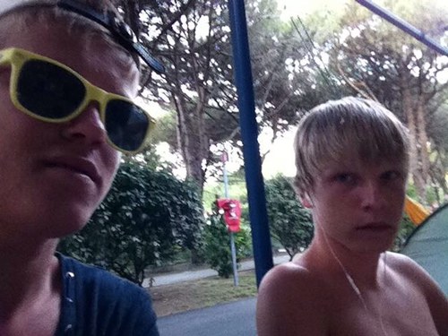 Flor - winterdijk  - tennis - ad astra - snowboarder - - follow me!