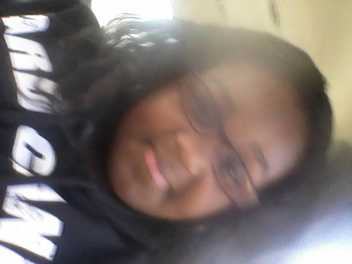 ayee kik me. @ pretty_cece1♥♡♥♡☆★╮(╯_╰)╭