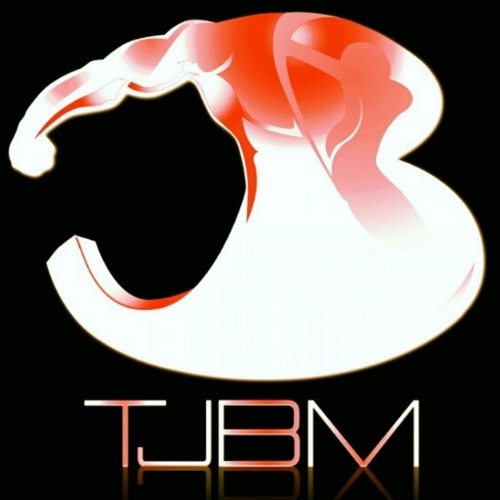 JustBeeinc's profile picture. I make natural beauty seem fake.