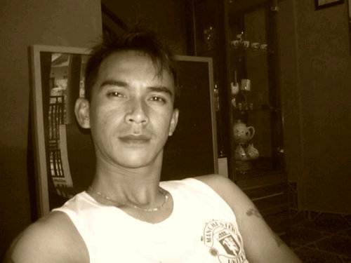 ceri_syamsudin's profile picture. Baik baik jadi lbh baik