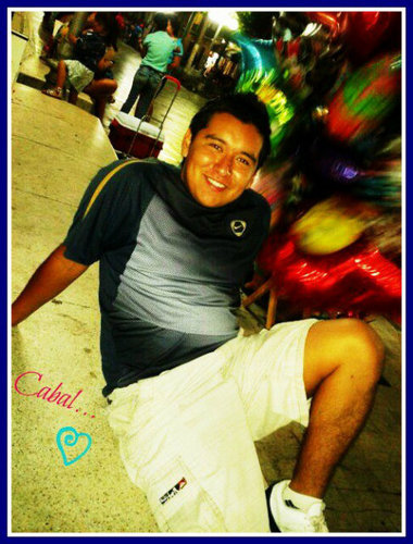 Soy una chavo alegre estudiante en Lic: de Educación Fisica, amante de la música y de los buenos ratos con los amigos! Followme!