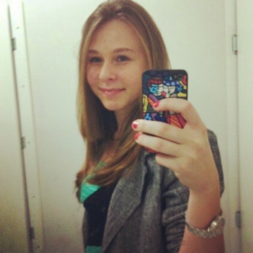 feliz acima de tudo.... segue ae ;p